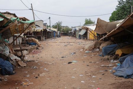 tagreuters.com2025binary_LYNXMPELA314P-VIEWIMAGE