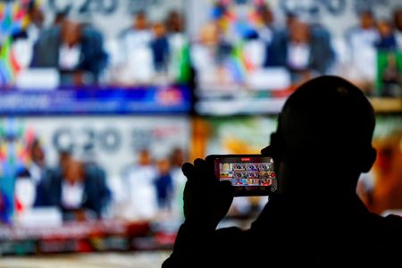 tagreuters.com2025binary_LYNXMPELAN00Q-VIEWIMAGE