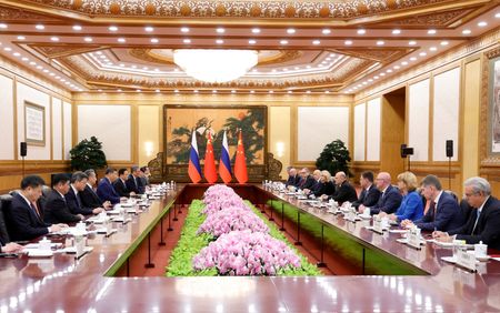 tagreuters.com2025binary_LYNXMPELA308I-VIEWIMAGE