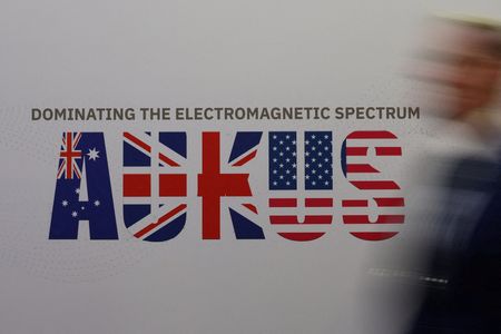 tagreuters.com2025binary_LYNXMPELA308V-VIEWIMAGE