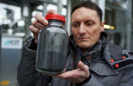 tagreuters.com2024binary_LYNXMPEK8A0NP-VIEWIMAGE