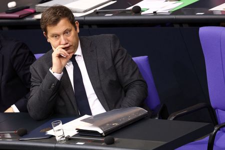 tagreuters.com2025binary_LYNXMPELAO0HC-VIEWIMAGE