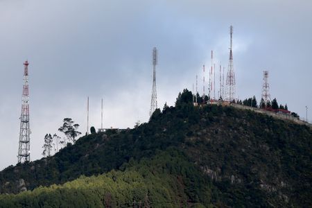 tagreuters.com2025binary_LYNXMPEL0E14B-VIEWIMAGE