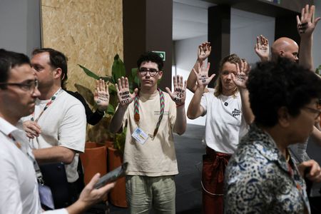 tagreuters.com2025binary_LYNXMPELAK13C-VIEWIMAGE