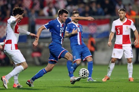 tagreuters.com2025binary_LYNXMPELAD142-VIEWIMAGE