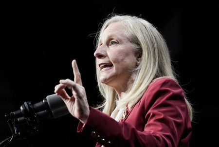 tagreuters.com2025binary_LYNXMPELA40AI-VIEWIMAGE