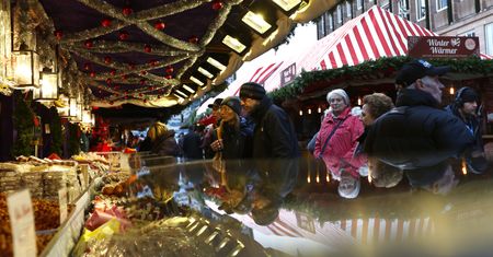 tagreuters.com2024binary_LYNXNPEK2B069-VIEWIMAGE