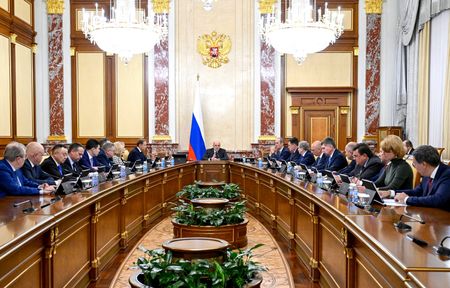 tagreuters.com2025binary_LYNXMPELA50WO-VIEWIMAGE