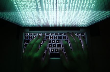 tagreuters.com2025binary_LYNXNPEL0R0MR-VIEWIMAGE