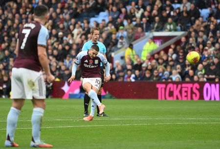 tagreuters.com2025binary_LYNXMPELA808P-VIEWIMAGE