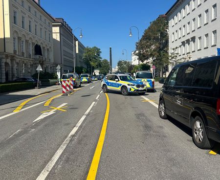 tagreuters.com2024binary_LYNXMPEK840EX-VIEWIMAGE