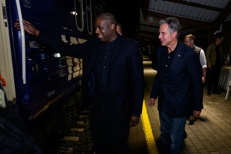 tagreuters.com2024binary_LYNXMPEK8A0AY-VIEWIMAGE