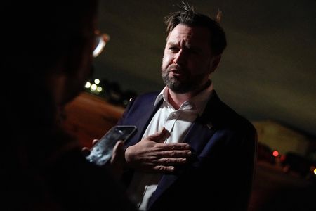 tagreuters.com2025binary_LYNXMPEL9T140-VIEWIMAGE