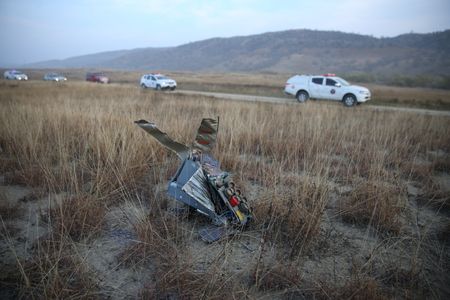 tagreuters.com2025binary_LYNXMPELAB06Q-VIEWIMAGE