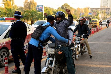 tagreuters.com2025binary_LYNXMPELAB0O1-VIEWIMAGE