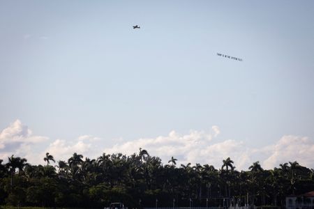 tagreuters.com2025binary_LYNXMPELAB0UO-VIEWIMAGE