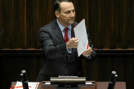 tagreuters.com2025binary_LYNXMPELAI0GA-VIEWIMAGE