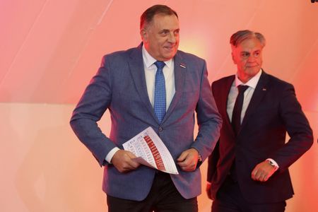 tagreuters.com2025binary_LYNXMPELAN01I-VIEWIMAGE