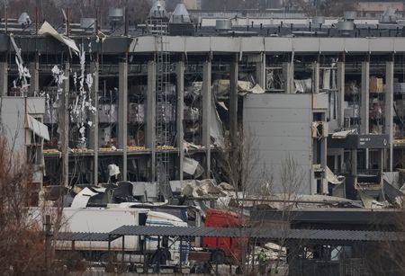 tagreuters.com2025binary_LYNXMPELAO0EL-VIEWIMAGE