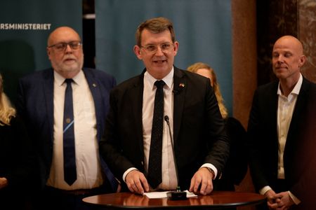 tagreuters.com2025binary_LYNXNPEL0Q0S1-VIEWIMAGE