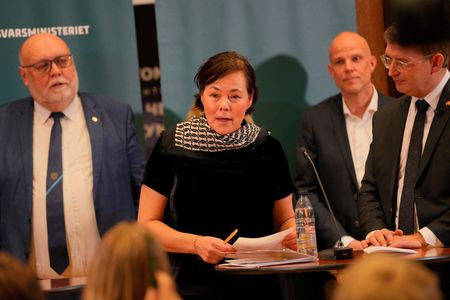 tagreuters.com2025binary_LYNXNPEL0Q0S3-VIEWIMAGE