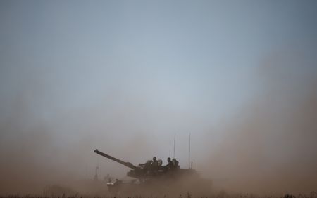 tagreuters.com2025binary_LYNXNPEL1I0KL-VIEWIMAGE